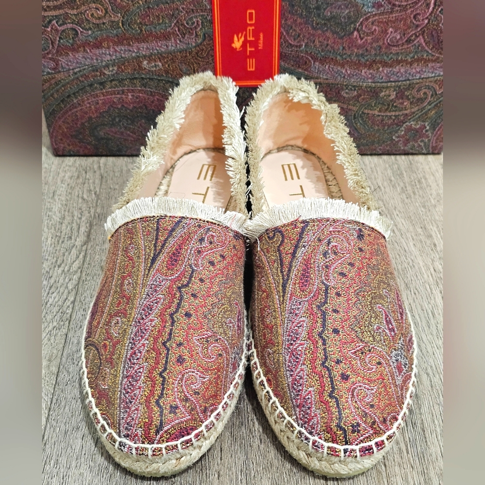 Etro Paisley Espadrilles NIB size 38 (best for 7 1/2) Rare find Flats